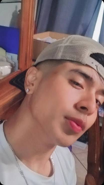 Alex Miranda.